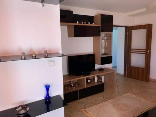 Apartament 3 camere, 82 mp, zona 1 Mai - Photo 1