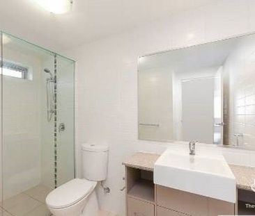 2 Bed 2 Bath UNFURNISHED Apartments - Modern, spacious and close to... - Photo 3