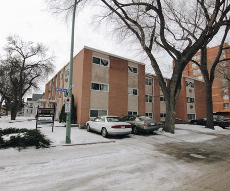 2302 Cornwall St - Two Bedroom - Photo 5