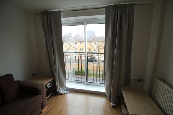 1beds Apartment - Photo 1