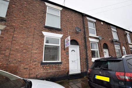 2 Bedroom Terraced To Let - Photo 4