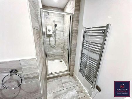 Worthing House, South Street, BN11 - Photo 5