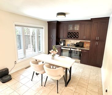 For Lease - 12 Roughley Street, Bradford West Gwillimbury, Ontario - Photo 5