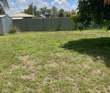 Family Home in the Heart of Moranbah - Photo 5