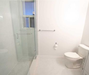 For Lease - 1104 College Street Unit# 2nd floor, Toronto, Ontario - Photo 6