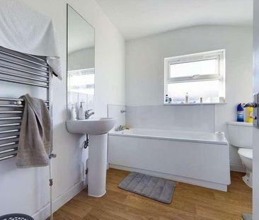 Lynton Street, Brighton, BN2 - Photo 6