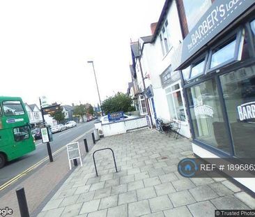 4 bedroom semi-detached house to rent - Photo 5