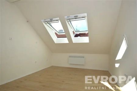 Pronájem bytu 2+kk, 41 m - Photo 5