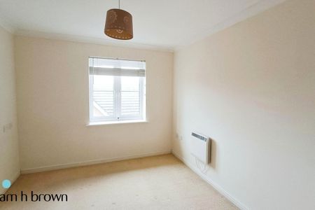 Harberd Tye - Photo 2