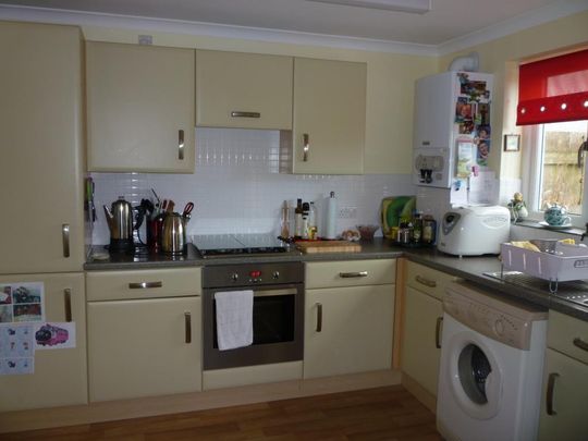 2 bedroom terraced house to rent - Photo 1