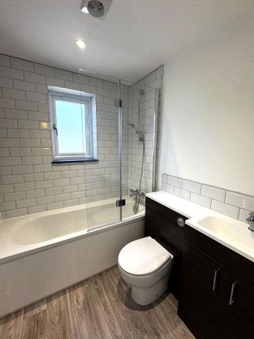 2 bedroom terraced house to rent - Photo 5