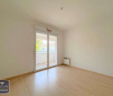 Location Appartement 3 pièces 71m² ST SEURIN SUR L ISLE 33660 - Photo 5