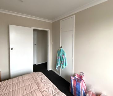 3 Bedroom Home in Redwoodtown - Photo 2