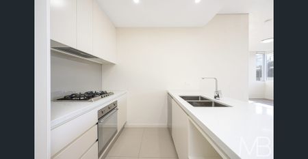 NORTH FACING APARTMENT WITH STUDY - Photo 5