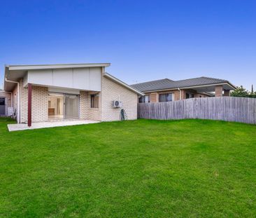 52 Mapleton Drive, North Lakes QLD 4509 - House For Rent | Domain - Photo 2