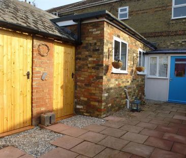 Station Road - Photo 1