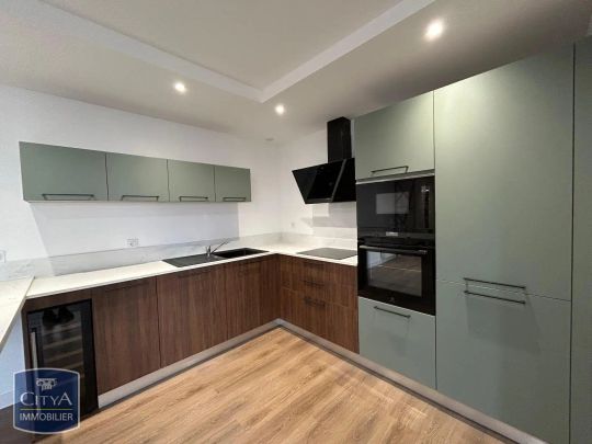 Appartement à louer 4 pièces 95.1m² - Photo 1