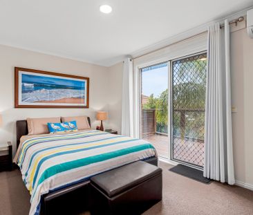 Fully furnished family home - SHORT TERM LEASE - Photo 2