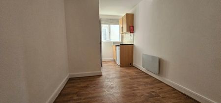 Conduit Way, London NW10 - Photo 2