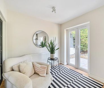 3 bedroom detached house to rent - Photo 4