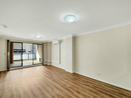 One Bedroom Apartment in the Heart of Burwood! - Photo 2