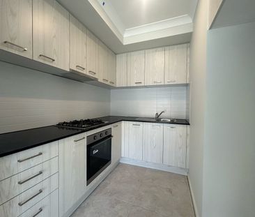 Modern & Cozy - Photo 2