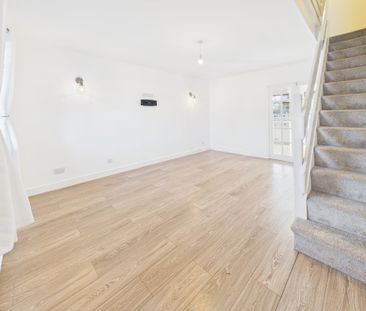 Glastonbury Road, Tyldesley, M29 - Photo 3