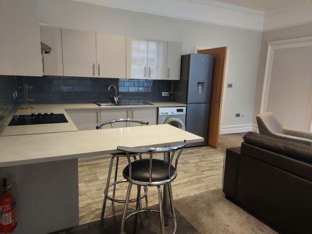 1 bedroom flat to rent - Photo 4