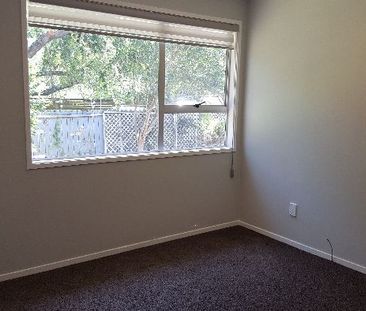 Property Management1 Glenbervie Cres, Massey - House for Rent - Photo 3