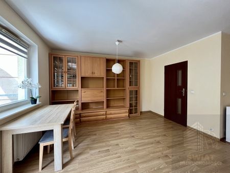 Rozkładowe mieszkanie z balkonem i windą! 2015 rok - Photo 2