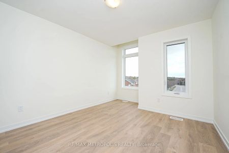 Condo Townhouse For Lease | X8454870 - Photo 4