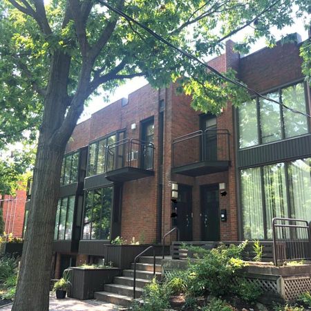 Appartement lumineux rénové de 2 chambres à louer dans le quartier tranquille et nature d'Ahuntsic - Photo 4