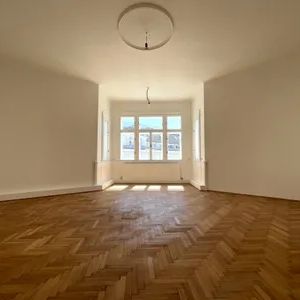 Helle 3 Zimmer Altbauwohnung unbefristet - Photo 2