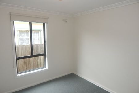 1/15 Elderslie Terrace, Newtown. - Photo 2