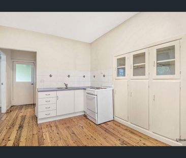 Coastal Living in Coolangatta Awaits You! - Photo 4