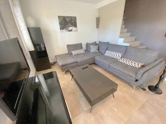 Location Maison 3 pièces 70m² VILLENEUVE LOUBET 06270 - Photo 1