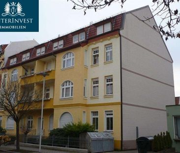 Schöne 2 1/2 -Zimmer-Wohnung mit Balkon und EBK in Stadtfeld-Ost - Photo 4