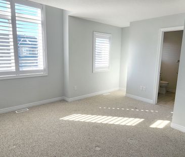 For Lease - 10 pinot Crescent, Hamilton, Ontario - Photo 5