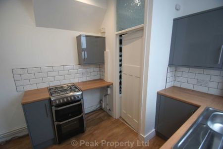 HIGH QUALITY - CLOSE TO STATION East Street, Southend On Sea - Photo 5