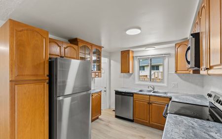 For Lease - 6 Mccordick Drive Unit# Upper, St. Catharines, Ontario - Photo 3