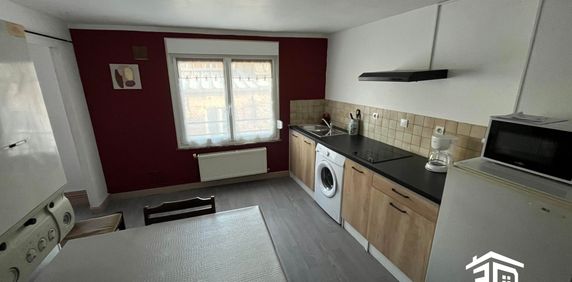 Location Appartement 2 pièces 28m² AVESNES SUR HELPE 59440 - Photo 2