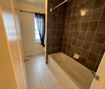 For Lease - 152 Allegra Drive, Wasaga Beach, Ontario - Photo 4