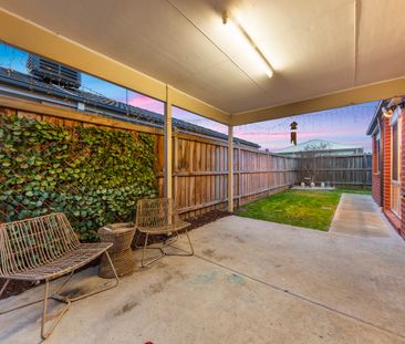 5 Cups Court, Clyde North VIC 3978 - House For Rent | Domain - Photo 6