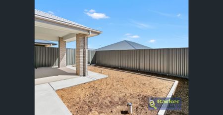 Brand New 4 Bedroom Home - Photo 3