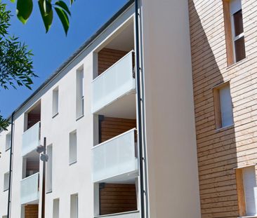 location Appartement T2 DE 43.43m² À LE HAILLAN - Photo 6