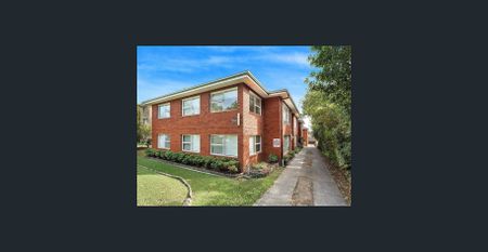 Bright and Spacious 2-Bedroom Apartment - Photo 5