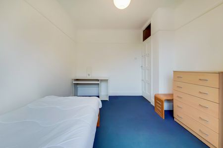 Osterley Court Great West Road - Photo 4