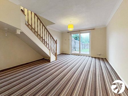 2 bedroom terraced house to rent - Photo 3