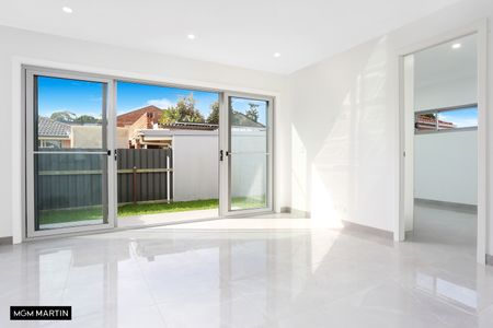 14 Linden Street, Mascot NSW 2020 - House For Rent | Domain - Photo 2