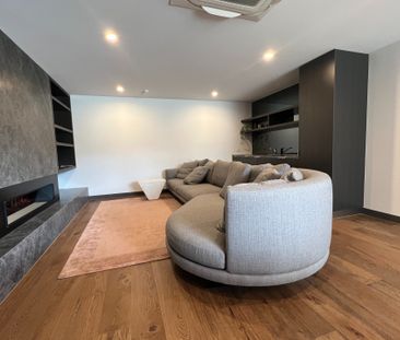 Luxury Living - 2 Bedroom Apartment with second bathroom and study. - Photo 5